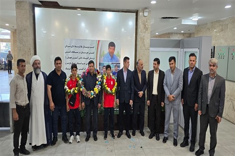 بعدازظهر امروز و با حضور مسئولان استانی و شهرستانی در محل فرودگاه بین المللی اهواز :